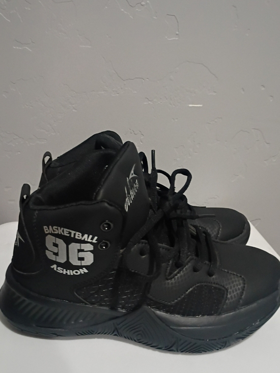 ASHION Other - Kids Black High-Top Basketball Sneakers with '96' Graphic